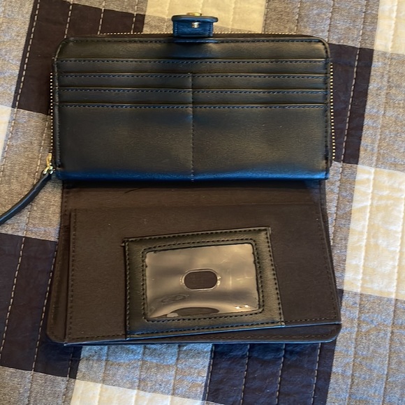 Kate Landry womens wallet - Picture 4 of 5